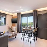 Luxury Oasis In Chania - Private Pool, Bbq & Garden By Wehome חאניה