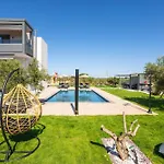 Luxury Oasis In Chania - Private Pool, Bbq & Garden By Wehome חאניה