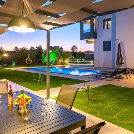 アパート Luxury Oasis In Chania - Private Pool, Bbq & Garden By Wehome