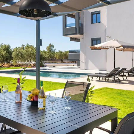 Apartment Luxury Oasis In Chania - Private Pool, Bbq & Garden By Wehome